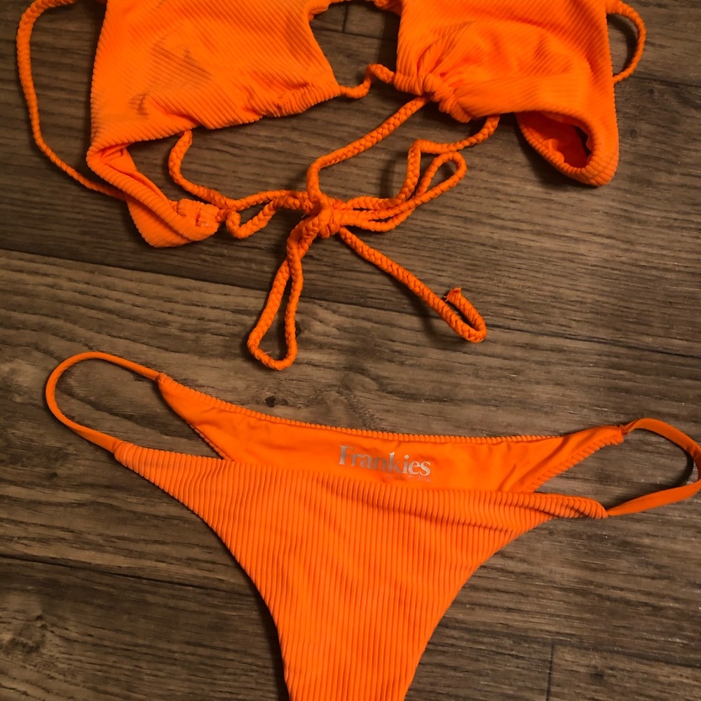 Frankies Bikinis Willa Set